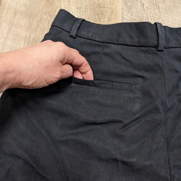 Everlane Black Lyocell High Rise Shorts - Picture 6 of 8